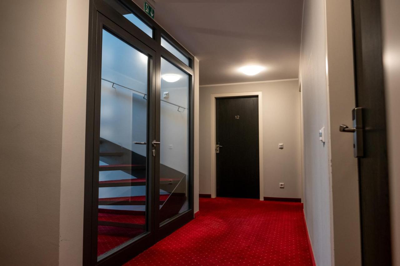Pucci Baerengarten Stadthotel ราเวนส์บวร์ก ภายนอก รูปภาพ