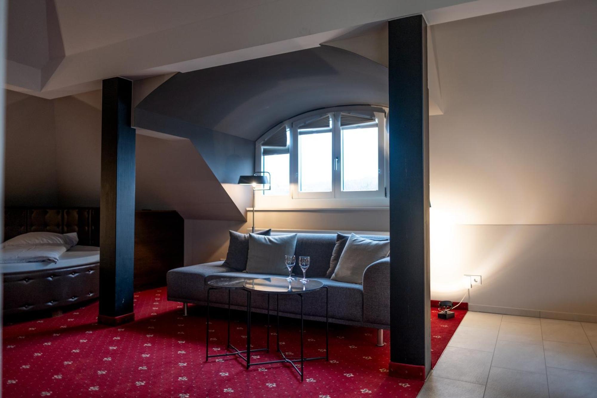 Pucci Baerengarten Stadthotel ราเวนส์บวร์ก ภายนอก รูปภาพ